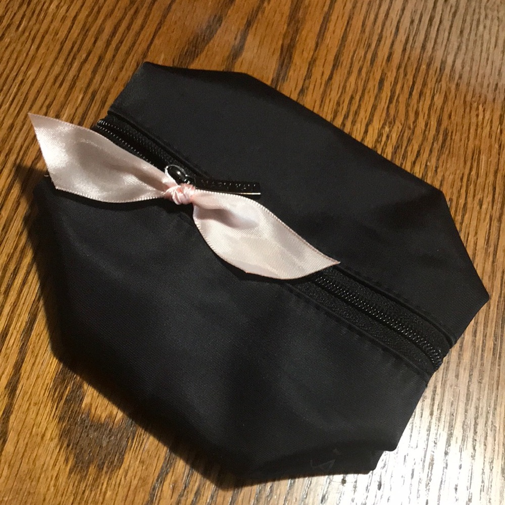Mary‎ Kay Cosmetic Bag